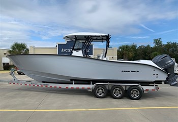 2022 Cape Horn 32T Gray Boat